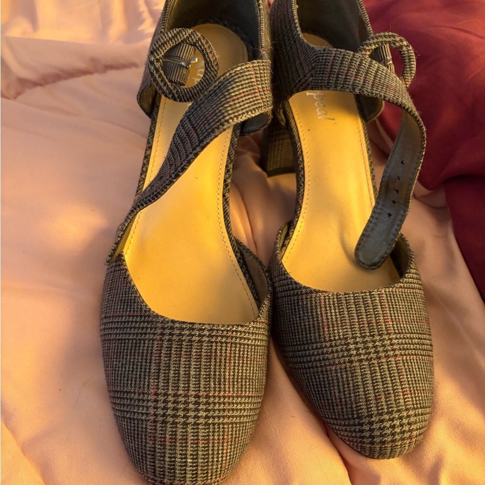 Xappeal Gray Plaid Heels with Strap
